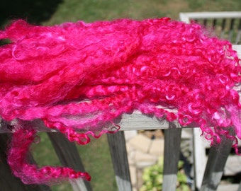 4 OZ Lincoln Wool Locks - Hand Dyed Pink Orchid