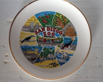 Vintage San Diego Zoo Collector Plate - free shipping