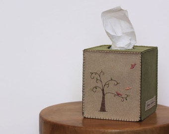 NIkkie's Felt Tree and Birds Tissue Box Cover