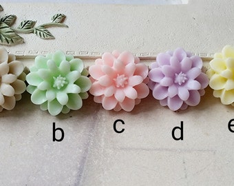 18 mm Daisy Chrysanthemum Resin Flower Cabochons (.sg)(zzb)