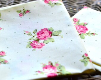 Pink rose fabric I Rose print fabric I Floral cotton fabric I Patchwork fabric I Fabric patch I Cotton fabric I Quilting fabric I Polka dots