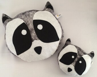 BOO BOO proceeded magical raccoon