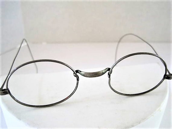 20's Eyewear, Wire Rimmed Frames, Oval Frames, Silver Tone, Signed ALUMNICO, John Lennon Style