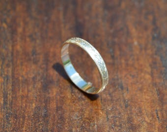 Hand Engraved Silver Oak Leaf Ring || US Size 6 || 3mm