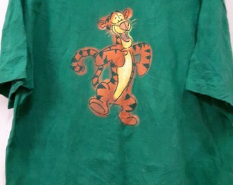 Vintage The Disney Store Tigger Shirt Made in USA (C047)