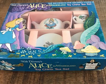 alice in wonderland toy china tea set