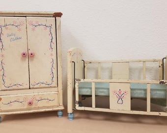 Vintage 1950's Two Piece Dolly Doll Playset