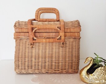 Fab picnic style cane basket ~ boho ecelectic rustic decor ~ vintage nursery decor