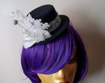 Snow Ball Mini Top Hat Fascinator