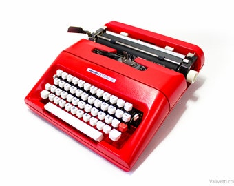 QWERTY - Typewriter Velentine Red Olivetti Lettera 35 - vintage typewriter - portable typewriter - working typewriter - typewriter - gift