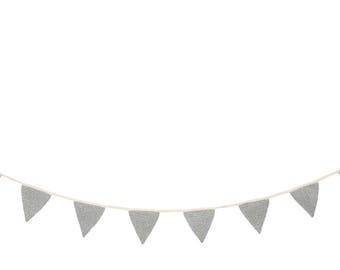 Pennant Garland silver hand knitted