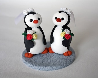 Bride and Groom Penguin Wedding Cake Topper // With Veil and Top Hat // Made to Order