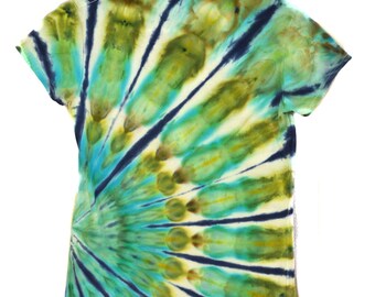 READY TO SHIP! Ocean colors, arc, psychedelic, festival clothing, tie dye, women's small shirt