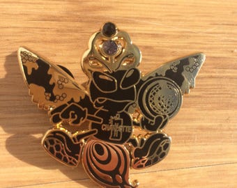 Bassnectar Hornet Pin