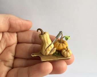1/12th Pumpkin/ gourd chopping board