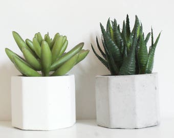 Concrete Planters/Tea light candle Holder/ Air Plant Holder/Succulent Planter/Gray Planters/Wedding Favor/Home Decor/Concrete planters/Gift