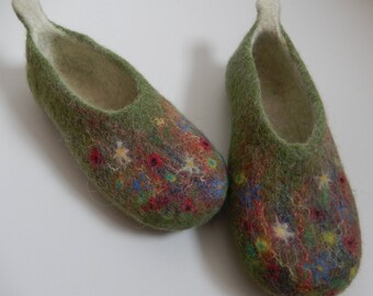 Slippers Felted Wool Slippers. Handmade in SCOTLAND, Edinburgh. Made by Feltingstudio. 100% Wool