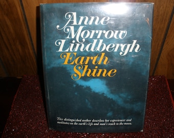 Earth Shine Anne Morrow Lindbergh Vintage 1969 Book Reading Entertainment Historical Collectible