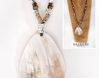 Elizabeth Queen I Heart Necklace. Queen Elizabeth I Pearl necklace