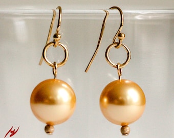 Gold Pearls Earrings, Gold Swarovski Crystal Pearl Earrings, Gold Filled Earrings, Short Earrings, Bridesmaid Earrings, Gold Bridal Jewelry