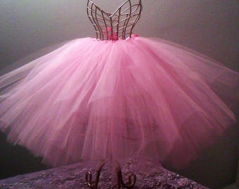 20.5in Princess Ballerina TuTu Centerpiece,Bridal Centerpiece/Sweet16/Quinceañera, Wire Mannequin, Princess Decoration, Gold Wire DressForm
