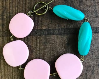 Pink and Aqua Vintage Lucite Beaded Bracelet
