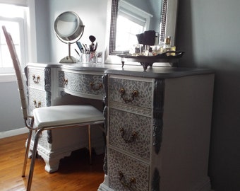 SOLD! Vintage Grey Vanity