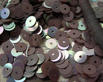 Vintage Sequins Strand DUSTY BROWN RAINBOW Mocha Cappuccino flat 6mm couture embellishments Full Strand