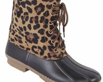 LEOPARD DUCK BOOTS