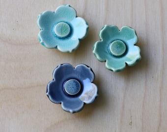 set of 3 flower magnets aquas and blue