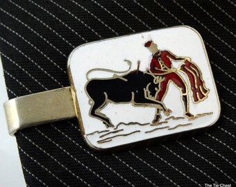 Matador Tie Clip Bar Enamel Vintage 1950s White 1.25"
