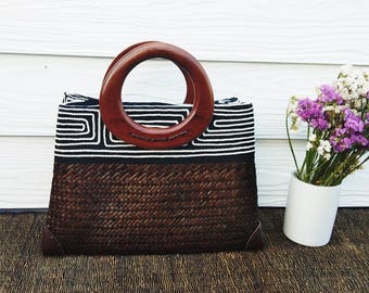 Handmade Handbag. 100% Natural Materials