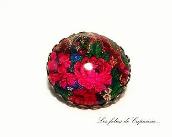 Round Cabochon •FRIDA KALHO• brooch