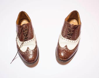 Vintage shoes in brown and white bicolor leather