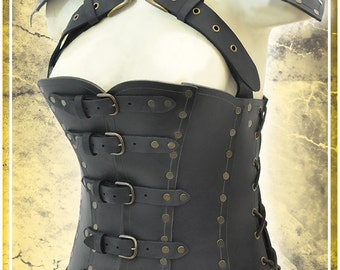 Armor corset with pauldron