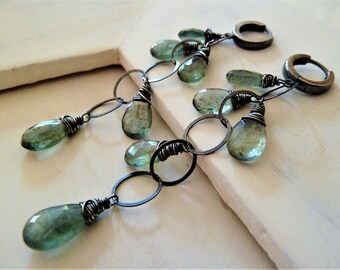 Moss Aquamarine long earrings. Aquamarine earrings. Birthstone. Aquamarine. March birthstone. Pieces. Urban chic. Rustic Aquamarine style