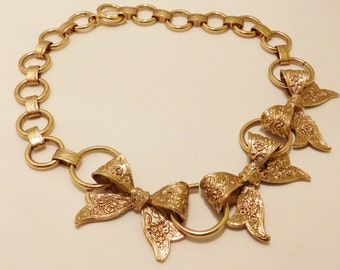 Vintage Gold Tone Bow Dauplaise Necklace