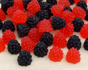 Blackberry & Raspberry Cabochon Set (25 pcs by Random) Kawaii Fruit Cabochons Plastic Fake Food Dollhouse Miniatures