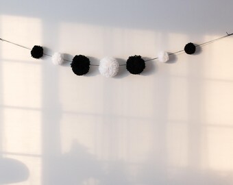 Black and White Pom Pom Garland