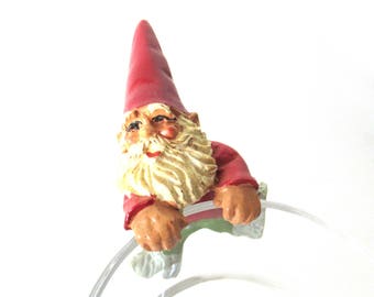 Vintage Gnome Pot Hanger, Gnome figurine. #6ACG6DK7
