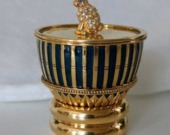 Faberge mini easter egg with rabbit