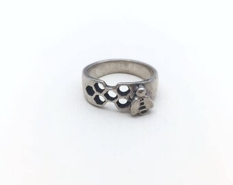 Sterling silver ring- honey bee