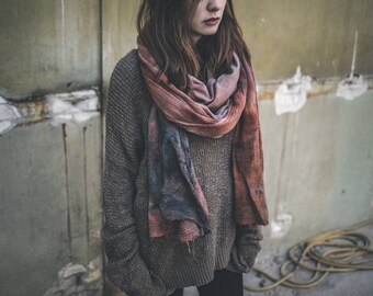 Suzy // Circle scarf // Layer scarf // One of a kind // Rust