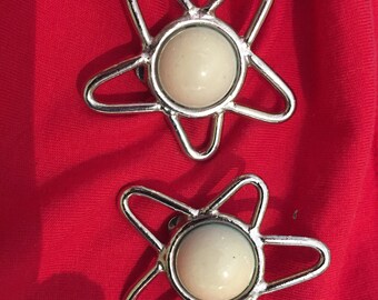 VINTAGE Duplaise Star Earrings. Beautiful!!
