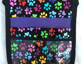 Nurse pocket - Multi paw print (assorted colour accent pocket)