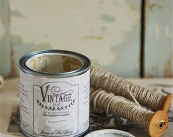 Jeanne d'Arc Vintage Chalk Paint Soft Cream 3.4 ounces