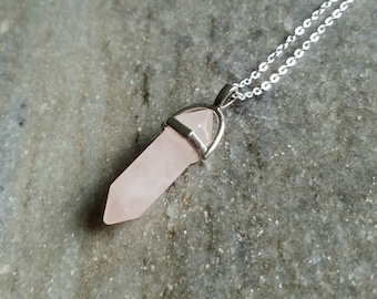 Rose Quartz Necklace // Rose Quartz Pendant // Rose Quartz Point // Rose Quartz Crystal // Rose Quartz Jewelry // Crystal Necklace