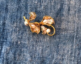 Vintage Damascene Style Brooch-1940's-Faux Pearls