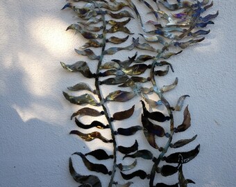 metal sculpture of Kelp bed