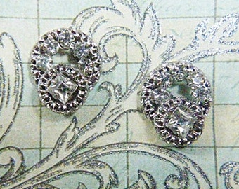 Vintage Rhinestone Screwback Earrings - V-EAR-175 - Rhinestone Earrings - Screw Back Earrings